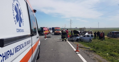 GALERIE FOTO-VIDEO. ACCIDENT RUTIER GRAV ÎN CONSTANȚA. CINCI VICTIME! A FOST SOLICITAT ELICOPTERUL SMURD - 8