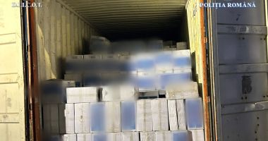 Stire din Eveniment : Afaceri ilegale cu tutun și țigări, la Constanța. Procurorii DIICOT au intrat pe fir