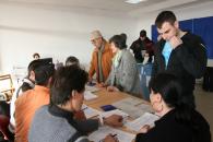 Stire din Politică-Administrație : Campania pentru turul II începe vineri