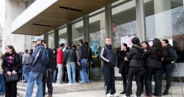 Stire din Cultură-Educație : Studenții caută soluții pentru eliminarea corupției în universități