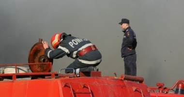 INCENDIU LA CONSTANȚA, IZBUCNIT ÎNTR-O CLĂDIRE PĂRĂSITĂ