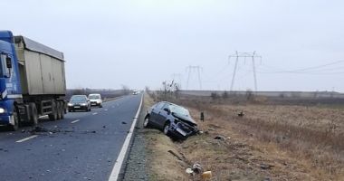 GALERIE FOTO. TRAGEDIE rutieră la ieșire din Lumina! O PERSOANĂ DECEDATĂ! - UPDATE - 2