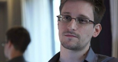 Stire din Actualitate : Edward Snowden: "Am lucrat pentru CIA sub acoperire în străinătate"