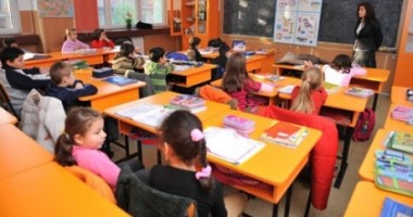 Tații, discriminați în abecedare