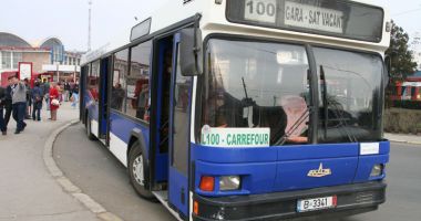 Stire din Social : Elevii își pot ridica abonamentele RATC de la toate chioșcurile