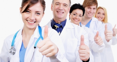Stire din Social : Diplomele medicilor, recunoscute peste hotare?