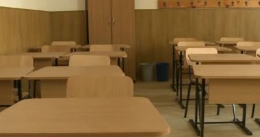 Stire din Cultură-Educație : Număr mare de absenți la simularea de BAC pentru proba la alegere: unul din cinci elevi nu s-a prezentat