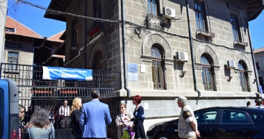 GALERIE FOTO / Au spus adio liceului! Mirciștii dintr-a XII-a au sunat ultimul clopoțel - 4