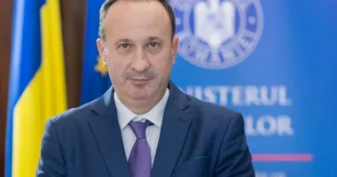 Stire din Politică-Administrație : Adrian Câciu, de la PSD: Bolojan a băgat România în gard