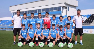 Stire din Sport : Academia Hagi 2002 pleacă în turneu în Turcia