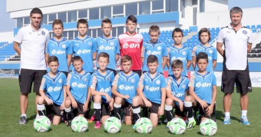 Stire din Sport : Academia Hagi, rezultate remarcabile la Cupa E-On Kinder 2014