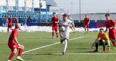 Stire din Sport : Academia Hagi trimite jucători la toate loturile naționale
