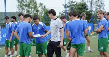 Echipele de juniori ale Farului Constanța au reluat pregătirea