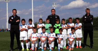 Stire din Sport : Academia Hagi 2006, pe locul cinci la turneul Brașov Indoor Cup