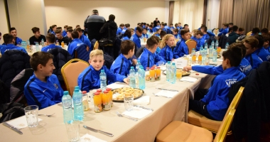 Academia Hagi și-a premiat  cei mai valoroși jucători și antrenori - 9