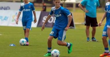Academia Hagi, debut cu dreptul la turneul din Brazilia - 3