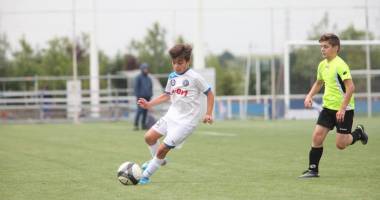 Stire din Sport : Academia Hagi pornește în căutarea viitorilor fotbaliști