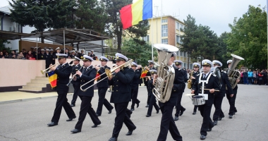 Promisiuni solemne, cu lacrimi și mândrie în suflet. Viitorii ofițeri și maiștri militari de marină au depus jurământul - 5