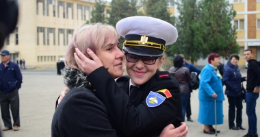 Promisiuni solemne, cu lacrimi și mândrie în suflet. Viitorii ofițeri și maiștri militari de marină au depus jurământul - 6