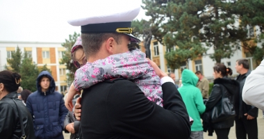 Promisiuni solemne, cu lacrimi și mândrie în suflet. Viitorii ofițeri și maiștri militari de marină au depus jurământul - 7