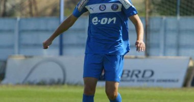 Stire din Sport : 14 jucători ai Academiei Hagi, convocați la loturile naționale
