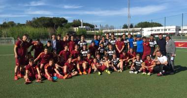 Stire din Sport : Fotbal: AGH U17, două victorii contra AS Roma