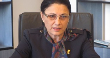 Stire din Politică-Administrație : Ecaterina Andronescu a câștigat definitiv procesul cu ANI privind incompatibilitatea