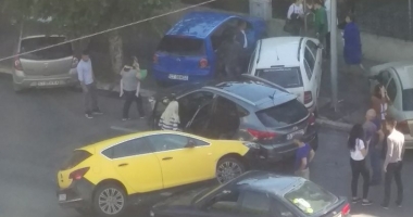 Galerie foto. GRAV ACCIDENT RUTIER PE BULEVARDUL MAMAIA. TREI MAȘINI, FĂCUTE PRAF!