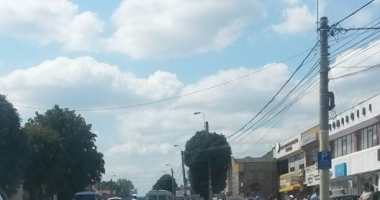 GALERIE FOTO / Accident rutier la Constanța! La un pas de tragedie, după ce o mașină a intrat pe contrasens - 2