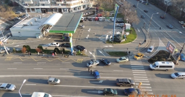 ACCIDENT RUTIER în zona Boema. Un șofer imprudent tăiat linia continuă