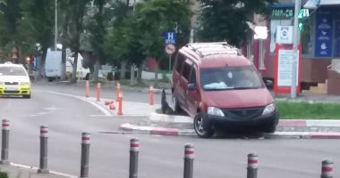 La un pas de o tragedie! Un șofer beat a 