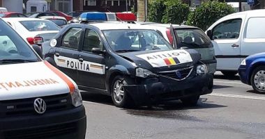 GALERIE FOTO / Accident rutier pe bulevardul Tomis. O mașină de poliție este implicată! - 3