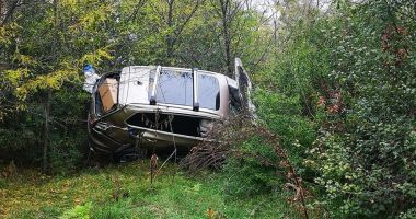 ACCIDENT RUTIER spectaculos, la Tuzla. Două autoturisme făcute praf! GALERIE FOTO - 2