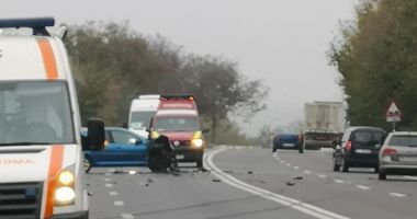 ACCIDENT RUTIER spectaculos, la Tuzla. Două autoturisme făcute praf! GALERIE FOTO - 3