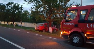 Galerie foto / GRAV ACCIDENT RUTIER, cu o victimă. Volkswagen făcut praf! - 7