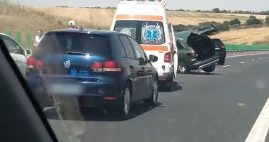 Stire din Eveniment : Accident rutier pe autostrada A2, București-Constanța. 10 persoane implicate