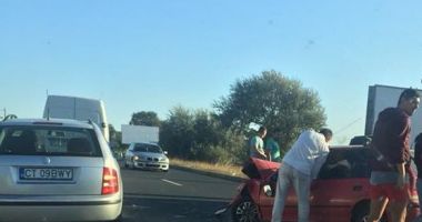 VIDEO / ACCIDENT RUTIER GRAV între Eforii. O victimă este încarcerată - 2