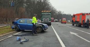Accident cu OPT mașini pe DN1. Mai multe persoane au avut nevoie de îngrijiri