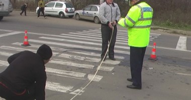 Stire din Eveniment : O femeie din Baia Mare a murit după ce a fost călcată de troleibuz chiar pe trecerea de pietoni!