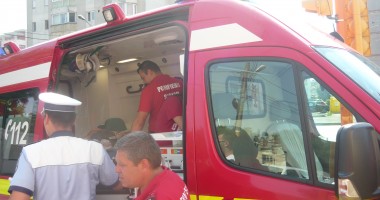 Stire din Eveniment : Copilă de 13 ani, lovită de mașină pe Șoseaua Mangaliei