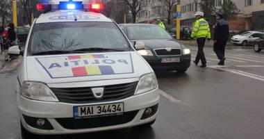 Stire din Eveniment : Accident rutier  pe strada Ion Lahovari