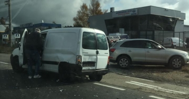 Stire din Eveniment : Atenție, șoferi! Accident rutier la ieșire din Constanța