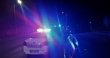 Cu motocicleta pe șosea, beat și fără permis