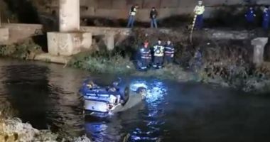 Cu mașina în râu, după o întrecere ilegală