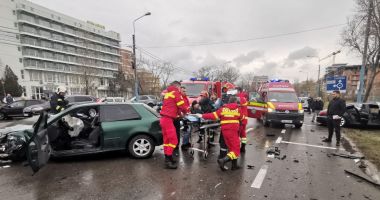 ACCIDENT în MAMAIA: trei mașini FĂCUTE PRAF și VICTIME PRINSE ÎNTRE FIARE! - 2