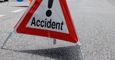 Stire din Eveniment : Două femei însărcinate, rănite într-un accident grav