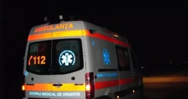 Stire din Eveniment : Autoturism răsturnat în afara drumului. Intervenție de descarcerare în satul Cheia