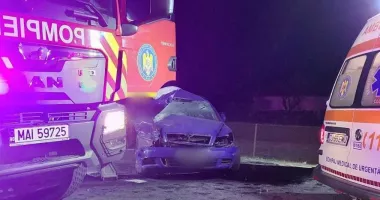 Stire din Eveniment : Accident grav pe DN 1. O fetiţă şi un bărbat, în stop cardio-respirator