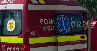Stire din Eveniment : Un șofer de 82 de ani și-a pierdut viața după o coliziune violentă cu un camion