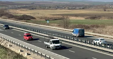 Stire din Eveniment : Accident mortal pe autostrada A2! Un autoturism a ieșit de pe carosabil